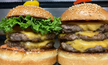 JUICY BURGER